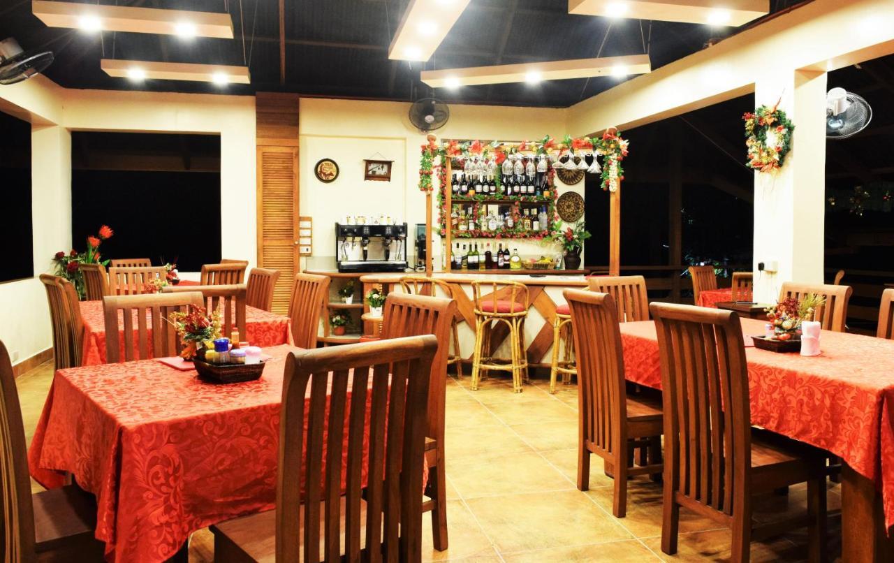 Tribal Hills Mountain Resort Puerto Galera Exteriör bild
