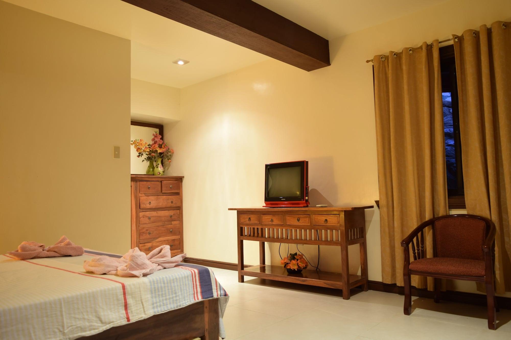 Tribal Hills Mountain Resort Puerto Galera Exteriör bild