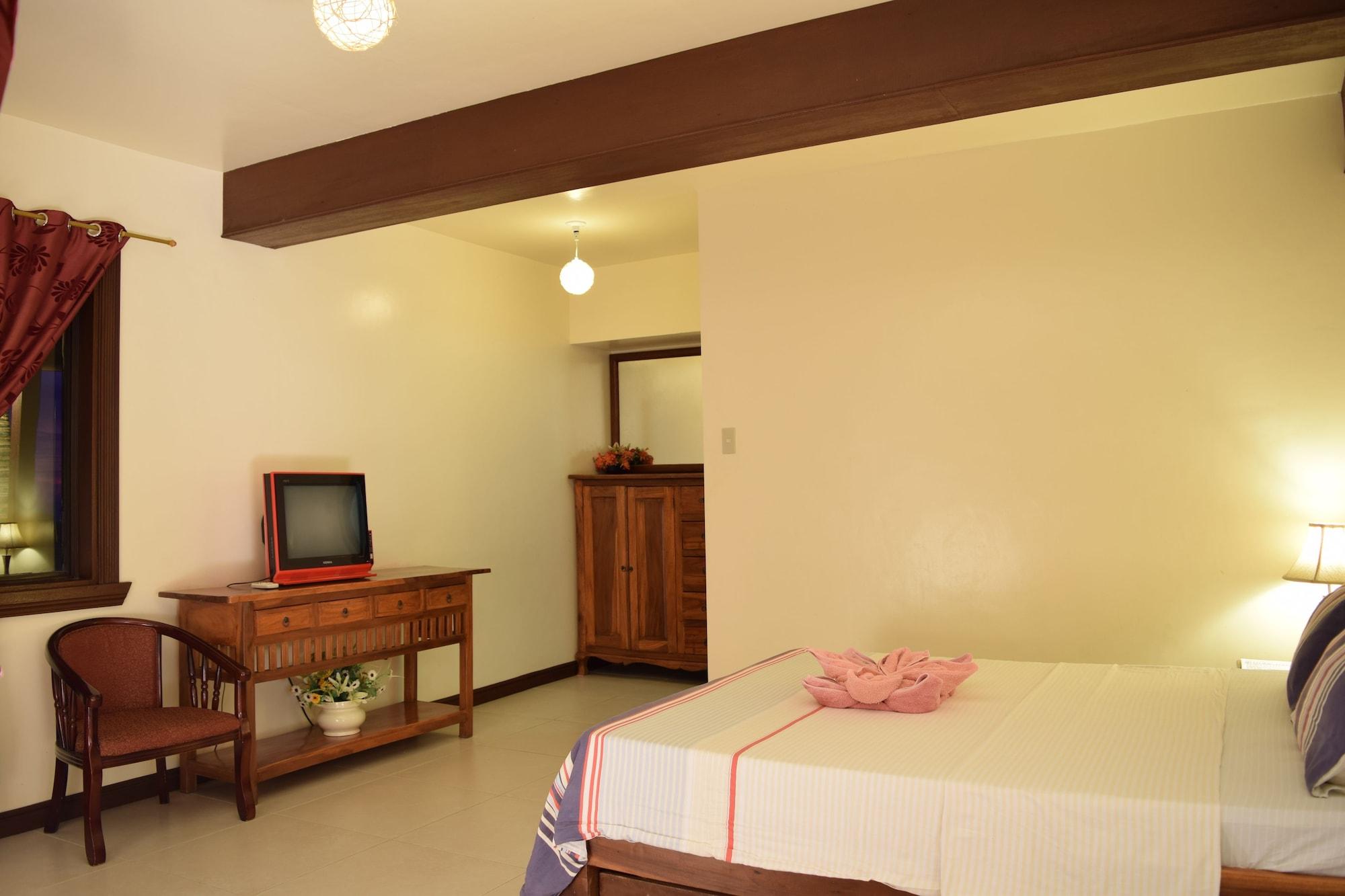 Tribal Hills Mountain Resort Puerto Galera Exteriör bild